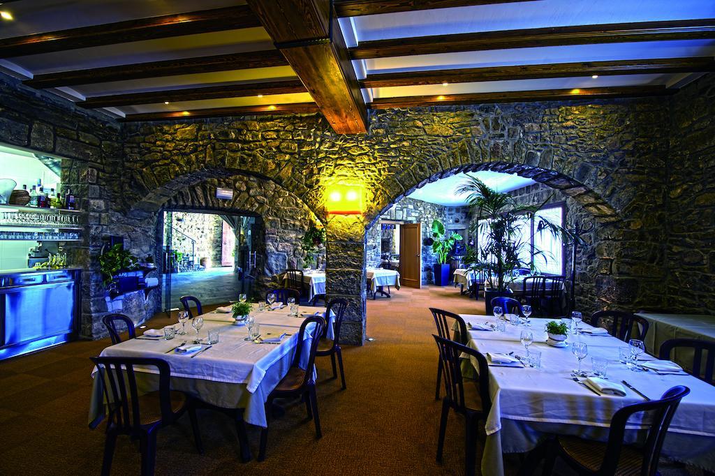 Hostal Palouet De Segarra Exterior photo